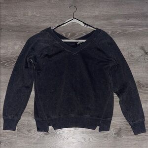 Brand new Vinyl icons Women's Charcoal V-Neck Sweater